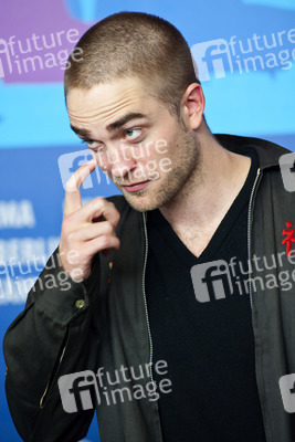 Robert Pattinson
