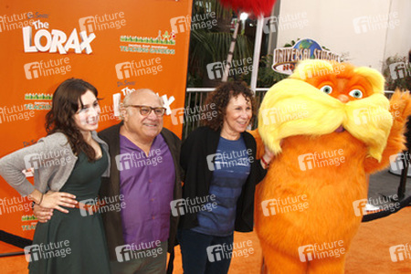 Lucy DeVito, Danny DeVito, Rhea Perlman