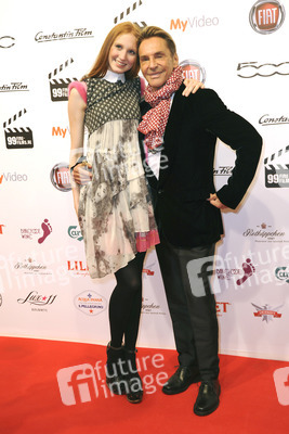 Wolfgang Joop mit Begleitung