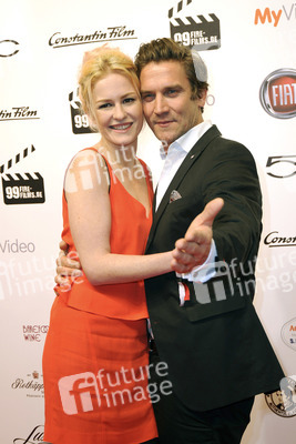 Peer Kusmagk mit Freundin Isabelle Recke