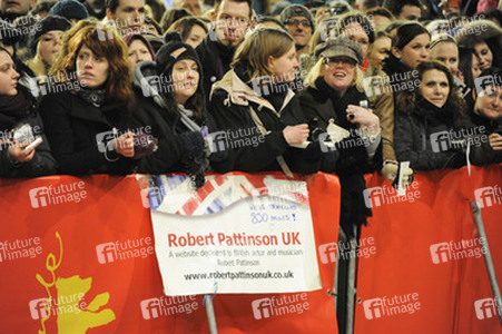Robert Pattinson Fans