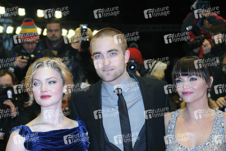 Holliday Grainger, Robert Pattinson, Christina Ricci