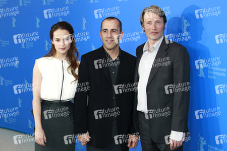 Alicia Vikander, Nikolaj Arcel, Mads Mikkelsen
