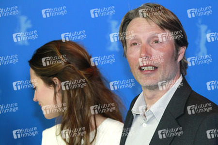 Alicia Vikander, Mads Mikkelsen