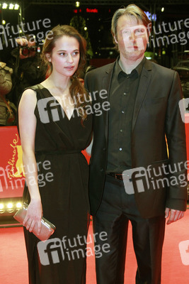 Alicia Vikander, Mads Mikkelsen