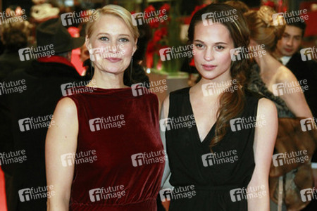 Trine Dyrholm, Alicia Vikander