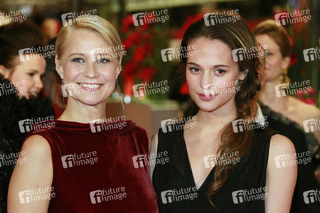 Trine Dyrholm, Alicia Vikander