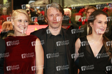 Trine Dyrholm, Mads Mikkelsen, Alicia Vikander