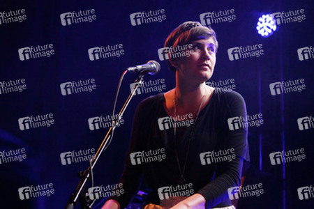 Cherilyn MacNeil (Dear Reader)