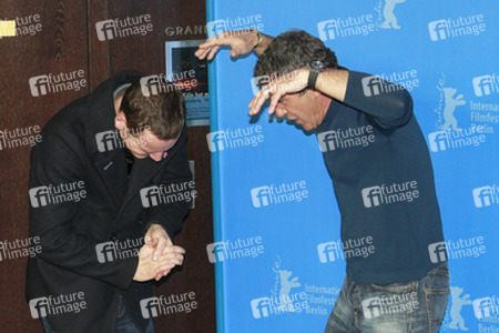 Michael Fassbender, Antono Banderas