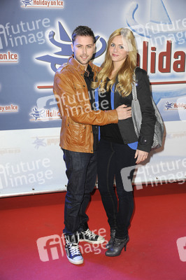 Felix von Jascheroff mit Freundin Lisa Steiner