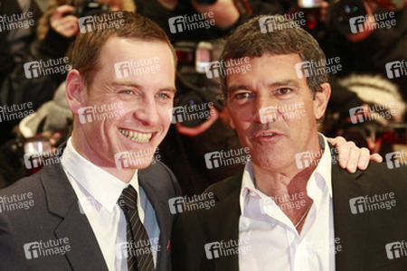 Michael Fassbender, Antonio Banderas