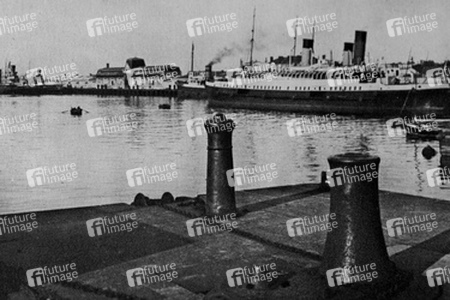 Titanic Tender in Cherbourgh