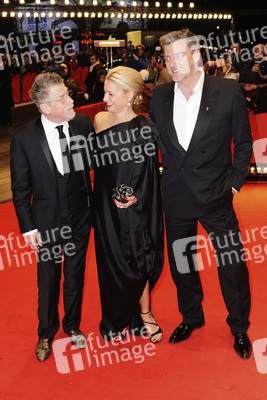 John Hurt, Katherine LaNasa, Ray Stevenson