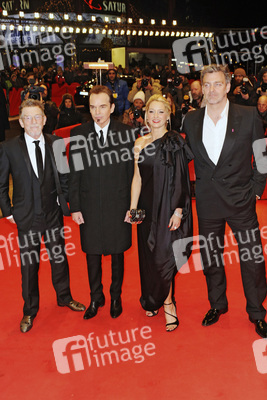 John Hurt, Billy Bob Thornton, Katherine LaNasa, Ray Stevenson