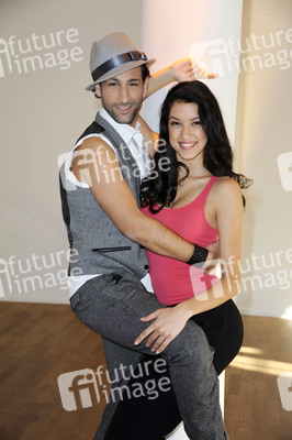 Massimo Sinato, Rebecca Mir