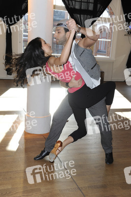 Rebecca Mir, Massimo Sinato