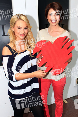 Jana Julie Kilka, Ira Meindl