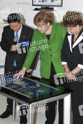 Sunny Lee, Angela Merkel, Dilma Rousseff