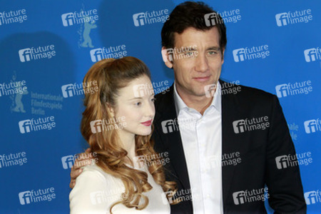 Andrea Riseborough, Clive Owen