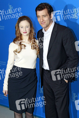 Andrea Riseborough, Clive Owen