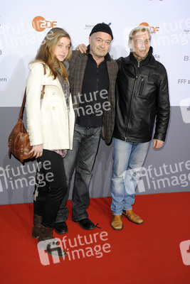 Florian Martens mit Tochter Rosa, André Hennicke