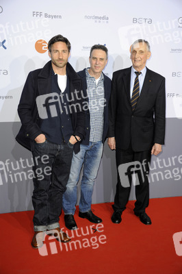 Benjamin Sadler, Dror Zahavi, Ulrich K. Wegener