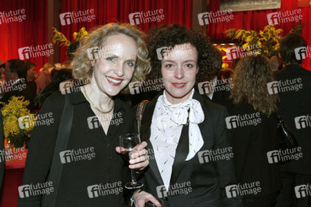 Juliane Köhler, Maria Schrader