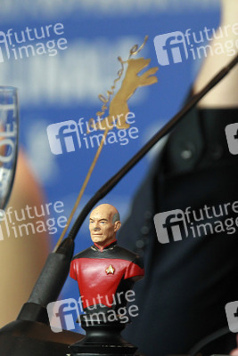 Captian Picard Büste von Timo Vuorensola