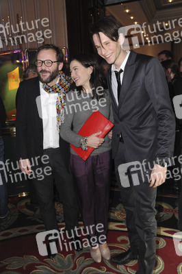 Samuel Finzi, Hannah Herzsprung mit Begleitung