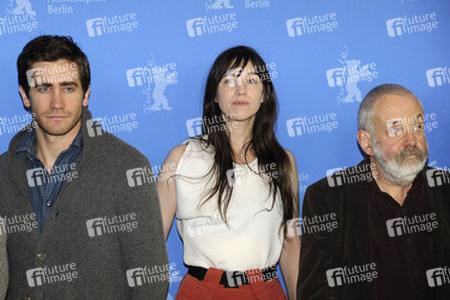 Jake Gyllenhaal, Charlotte Gainsbourg, Mike Leigh
