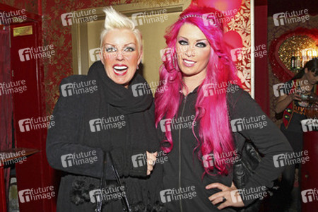 Claudia Gülzow, Yulie Kendra Gülzow