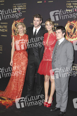 Elizabeth Banks, Liam Hemsworth, Jennifer Lawrence, Josh Hutcherson