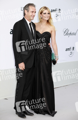 Mischa Barton mit Begleitung