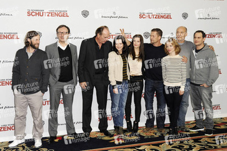 Oliver Korittke, Rainer Bock, Herbert Knaup, Hannah Herzsprung, Luna Schweiger, Karoline Schuch, Til Schweiger, Heiner Lauterbach, Moritz Bleibtreu