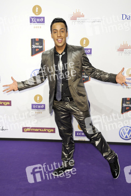 Thomas Karaoglan / Der Checker