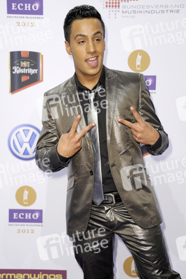 Thomas Karaoglan / Der Checker