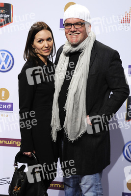 DJ Ötzi mit Begleitung