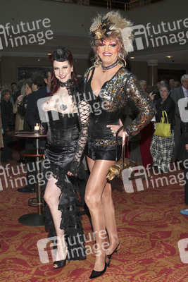 Eve Champagne, Olivia Jones