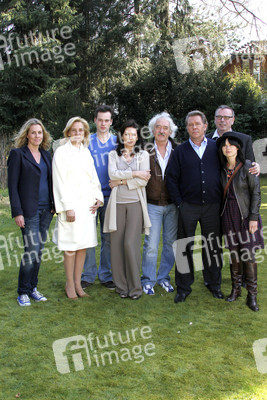 Stefanie Fromm, Susanne Porsche, Florian Bartholomäi, Iris Berben, Xaver Schwarzenberger, Jan Fedder, Christian Granderath, Anna Fischer