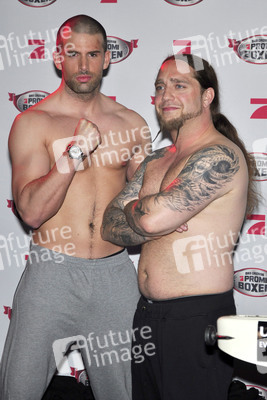 Jay Khan, Martin Kesici