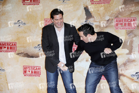 Hayden Schlossberg, Jon Hurwitz