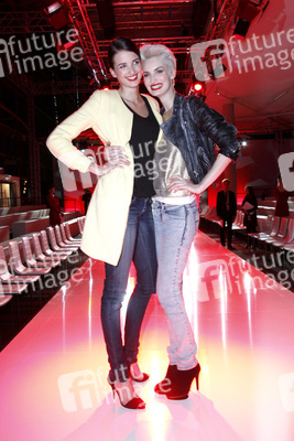 Johanna Gerber, Anika Scheibe