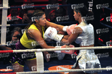 Indira Weis, Micaela Schäfer