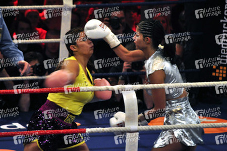 Indira Weis, Micaela Schäfer