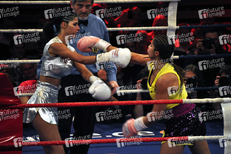 Micaela Schäfer, Indira Weis