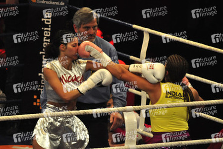 Micaela Schäfer, Indira Weis