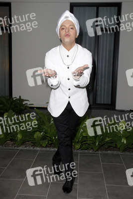 Julian F.M. Stoeckel