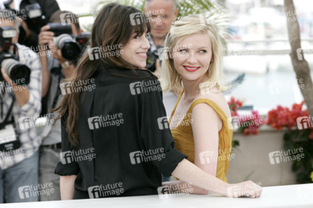 Charlotte Gainsbourg, Kirsten Dunst