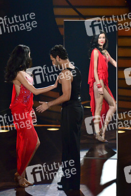 Rebecca Mir, Massimo Sinato